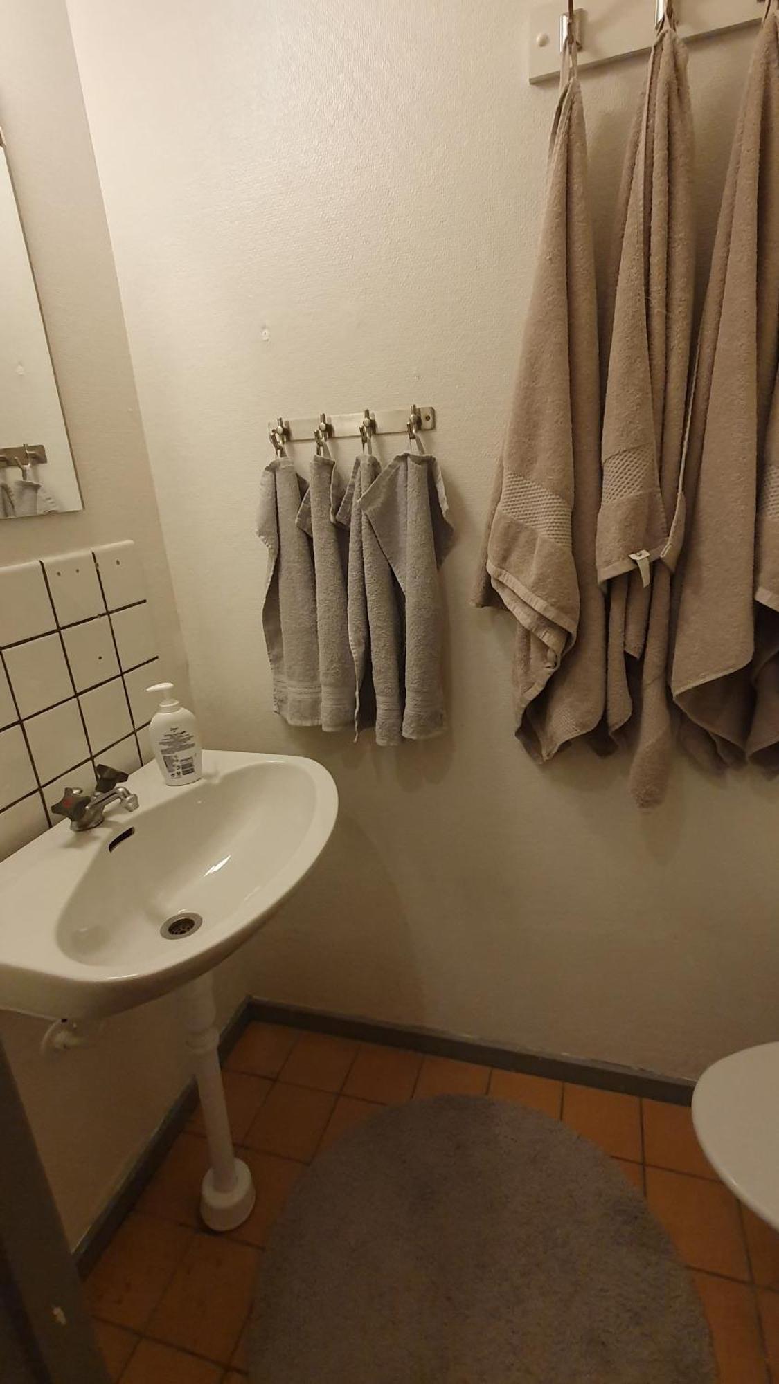 Folketshus I Olshammar Bed & Breakfast Ngoại thất bức ảnh